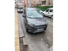 Sahibinden Ford Tourneo Courier 1.5 TDCi Delux 2022 Model