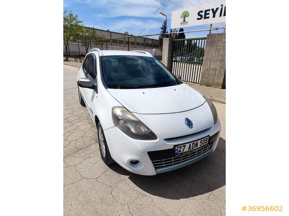 Sahibinden Renault Clio 1.5 dCi Grandtour Night & Day 2012 Model Gaziantep 208.000 km Beyaz