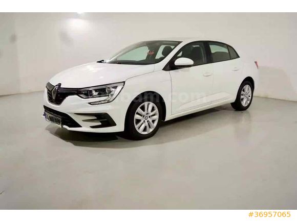 FIRSAT!! BAYİDEN ÇIKTIĞI GİBİ NOKTA HATASIZ  MEGANE TUCH 2025 