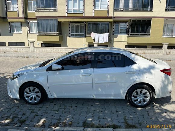 Sahibinden Toyota Corolla 1.4 D-4D Advance 2015 Model