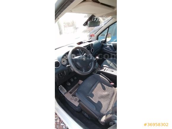 Sahibinden Peugeot Partner 1.6 HDI Premium Pack 2012 Model  192.000 km Beyaz