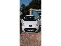 Sahibinden Peugeot Partner 1.6 HDI Premium Pack 2012 Model  192.000 km Beyaz