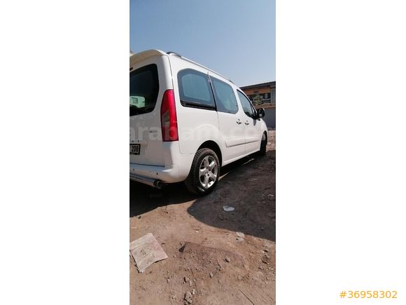 Sahibinden Peugeot Partner 1.6 HDI Premium Pack 2012 Model  192.000 km Beyaz