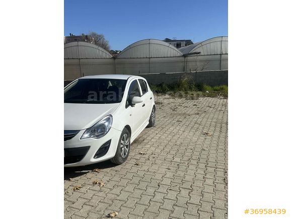 Sahibinden Opel Corsa 1.3 CDTI Essentia 2013 Model  220.000 km Beyaz
