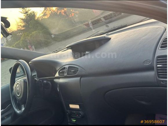 Sahibinden Renault Laguna 1.9 dCi Privilege 2005 Model