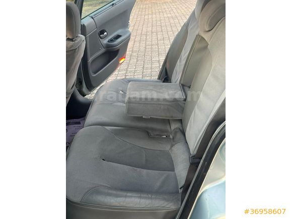 Sahibinden Renault Laguna 1.9 dCi Privilege 2005 Model