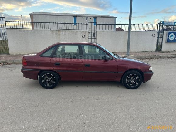 Galeriden Opel Astra 1.6 GLS 1997 Model Burdur