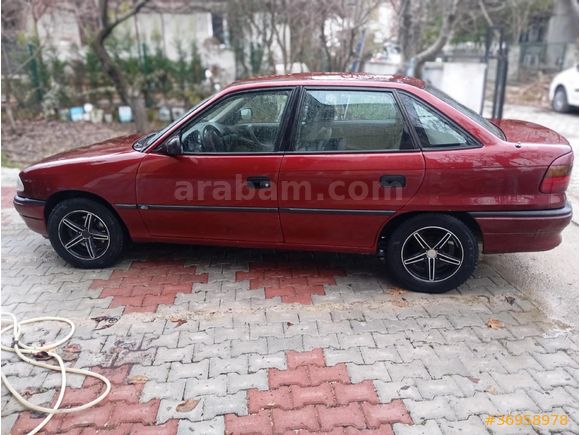 Galeriden Opel Astra 1.6 GLS 1997 Model Burdur