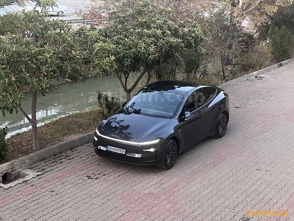 Sahibinden Tesla Model Y Juniper Standart Range 2025 Model 