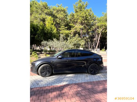 Sahibinden Tesla Model Y Juniper Standart Range 2025 Model 