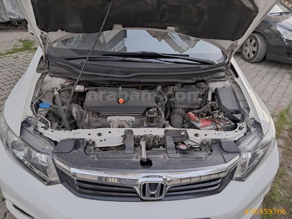 Sahibinden Honda Civic 1.6 i-VTEC drean 2012 Model