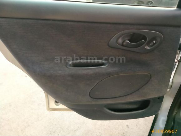 Sahibinden Ford Mondeo 2.0 Ghia 1997 Model