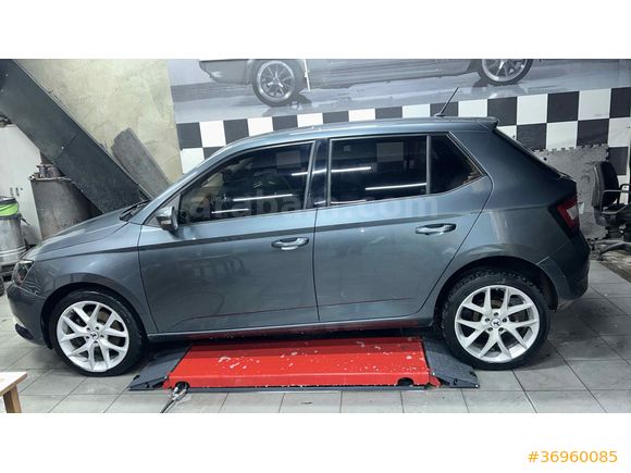 Sahibinden Skoda Fabia 1.4 TDI Style 2015 Model 