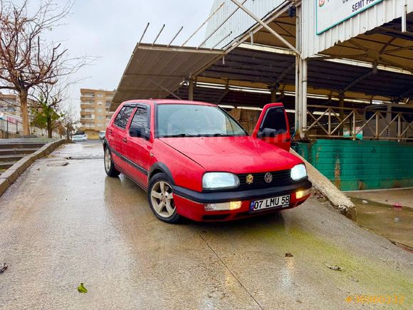 Volkswagen Golf 3 – 1997 – 1.6 (Benzin / LPG)
Aracım günlük kullandığım, bakımlı bir araçtır