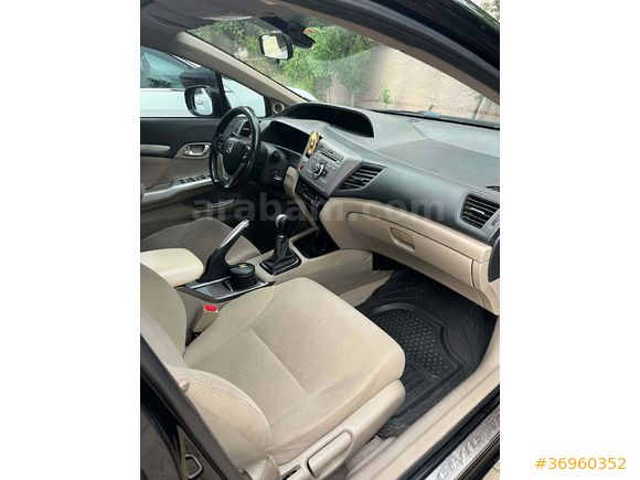 Sahibinden Honda Civic 1.6 i-VTEC Eco Premium 2012 Model
