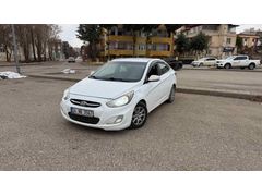 Galeriden Hyundai Accent Blue 1.6 CRDI Mode 2015 Model Gaziantep