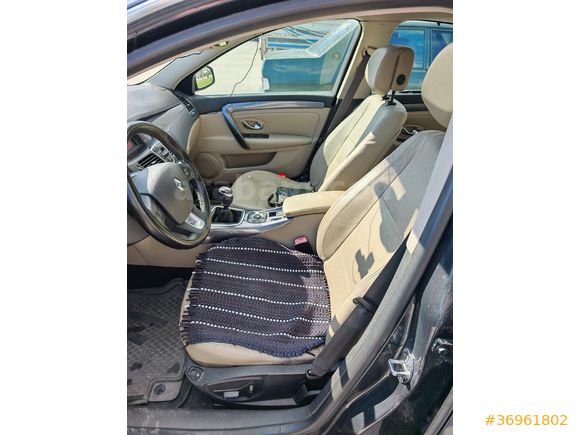 Sahibinden Renault Laguna 1.5 dCi Executive 2011 Model