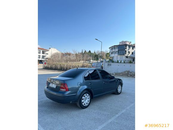 Sahibinden Volkswagen Bora 1.6 Trendline 2000 Model