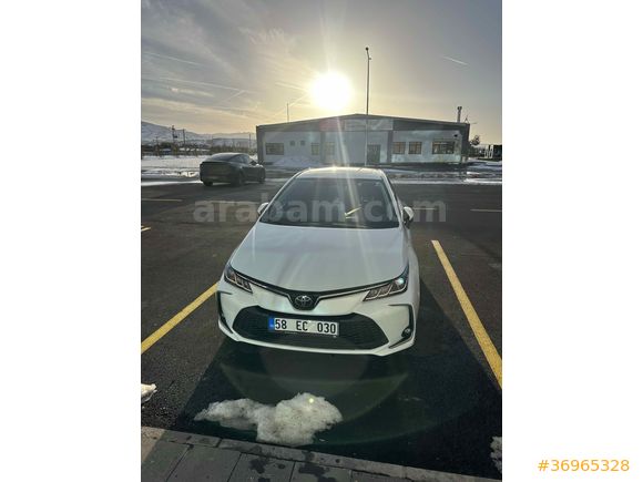 Sahibinden Toyota Corolla 1.5 Dream X-Pack 2023 Model Sivas