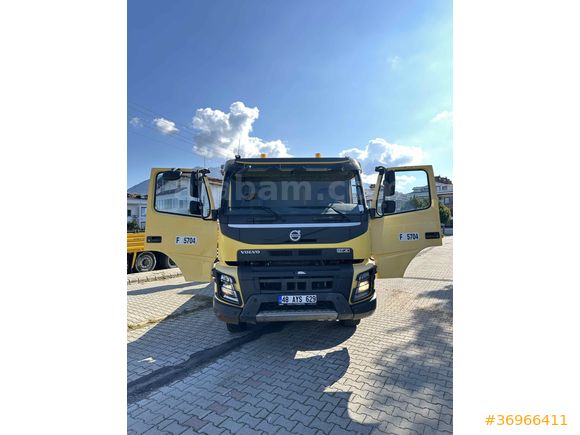 VOLVO 8x4 LOWBET Retarder 257000km