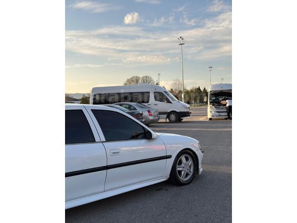 Sahibinden Opel Vectra 2.0 GLS 1996 Model