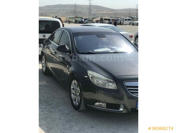 Sahibinden Opel Insignia 2.0 CDTI Edition 2011 Model  282.000 km Füme