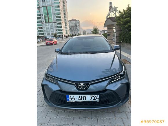 Sahibinden Toyota Corolla 1.5 Vision 2023 Model