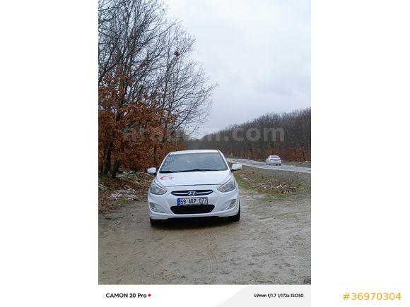 Sahibinden Hyundai Accent Blue 1.6 CRDI Mode Plus 2014 Model  264.000 km Beyaz