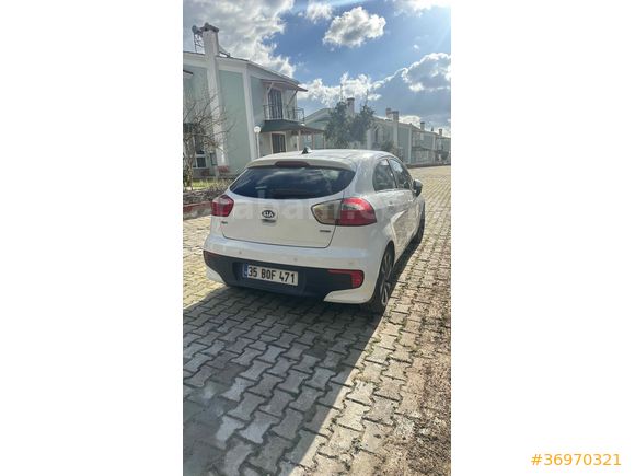 Sahibinden Kia Rio 1.4 CRDi Concept Plus 2015 Model 