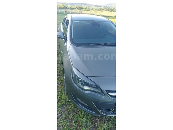 Ev için satılık Opel Astra 1.6 CDTI Elite 2017 Model  95.000 km Gri