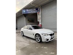 2017 BMW  SEDEFLİ BEYAZ İÇİ BEJ 4 LASTİK SIFIR 