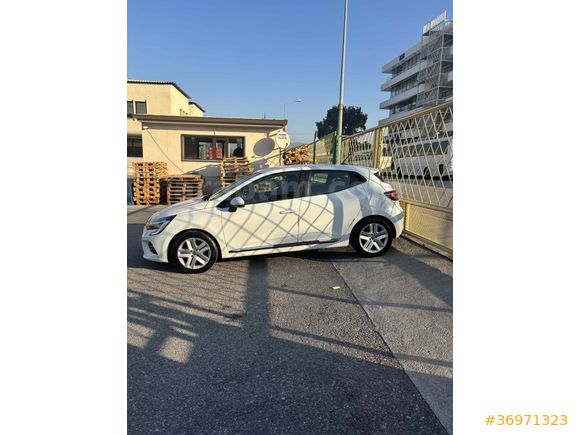 Sahibinden Renault Clio 1.3 TCe Touch 2020 Model 