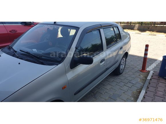 Sahibinden Renault Clio 1.4 RT 2000 Model  245.000 km Gri