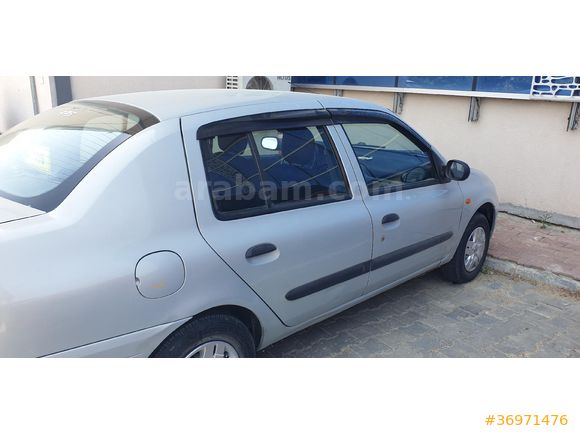 Sahibinden Renault Clio 1.4 RT 2000 Model  245.000 km Gri