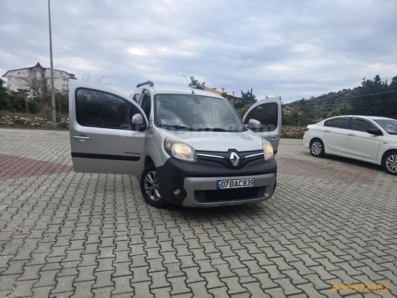 Sahibinden Renault Kangoo Multix 1.5 dCi Extreme 2016 Model  279100 km Gri (Gümüş)