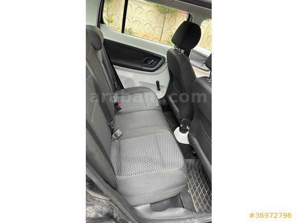 Sahibinden Skoda Fabia 1.2 Ambiente 2013 Model 