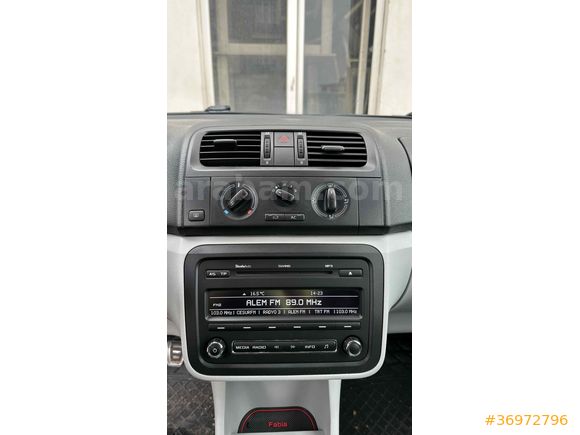 Sahibinden Skoda Fabia 1.2 Ambiente 2013 Model 
