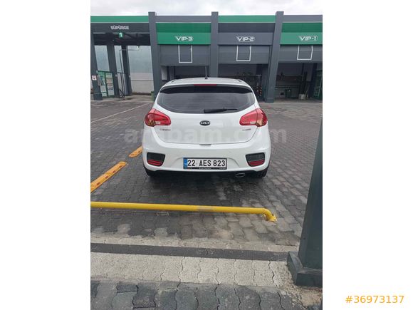 Sahibinden Kia Ceed 1.6 CRDi Comfort 2015 Model 