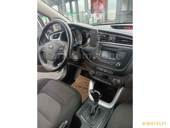 Sahibinden Kia Ceed 1.6 CRDi Comfort 2015 Model 