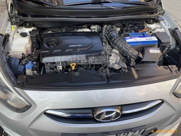 Sahibinden Hyundai Accent Blue 1.6 CRDI Mode Plus 2015 Model 