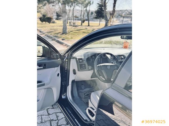 Sahibinden Volvo S40 1.6 D 2010 Model 