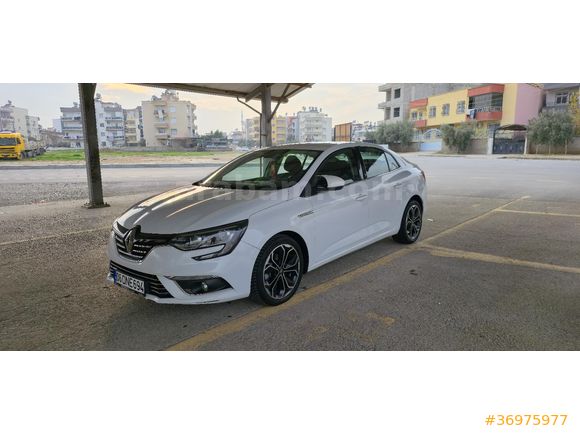 Sahibinden Renault Megane 1.5 dCi Touch 2016 Model  180.000 km Beyaz