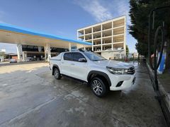 Sahibinden Toyota Hilux 2.4 D-4D 4x2 Adventure 2015 Model 