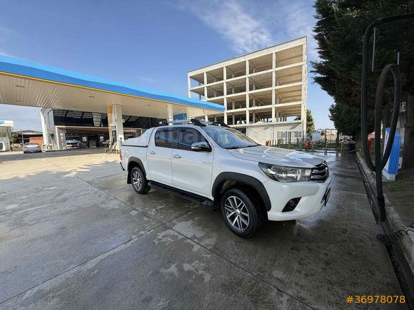 Sahibinden Toyota Hilux 2.4 D-4D 4x2 Adventure 2015 Model 