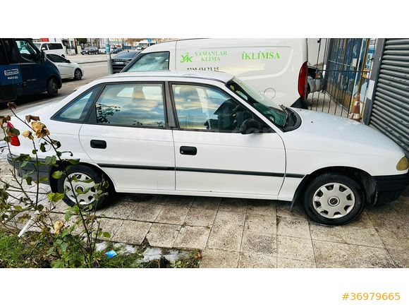 İlk sahibinden Sahibinden Opel Astra 1.4 GL 1997 Model 