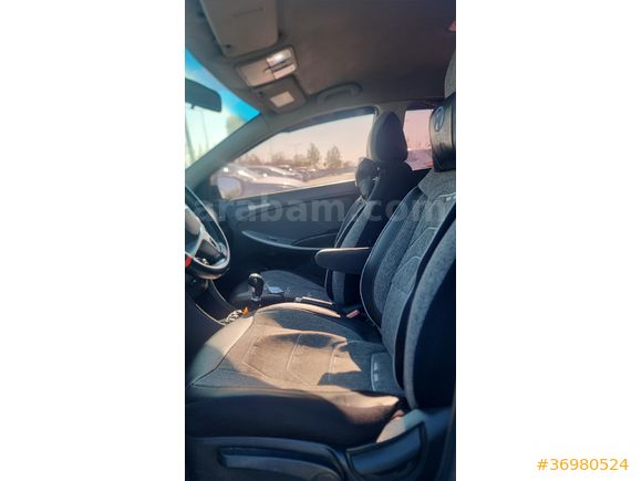 Sahibinden Hyundai Accent Blue 1.6 CRDI Mode 2014 Model