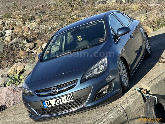 2015 HATASIZ BOL EKSTRALI 102.000 KM  