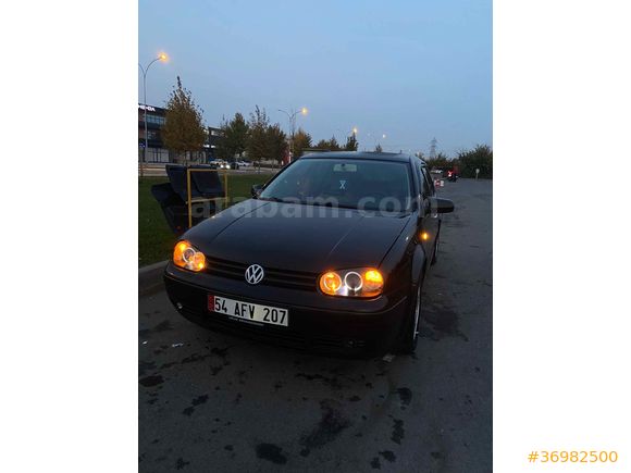Sahibinden Volkswagen Golf 1.6 2000 Model  355.000 km Siyah