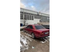 Sahibinden Mercedes - Benz E 200 1986 Model  250.000 km Kırmızı