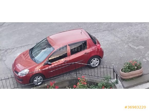 Sahibinden Renault Clio 1.2 Extreme 2008 Model 110.500 km Kırmızı
